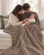 The Birdie Blanket — Cozy moment