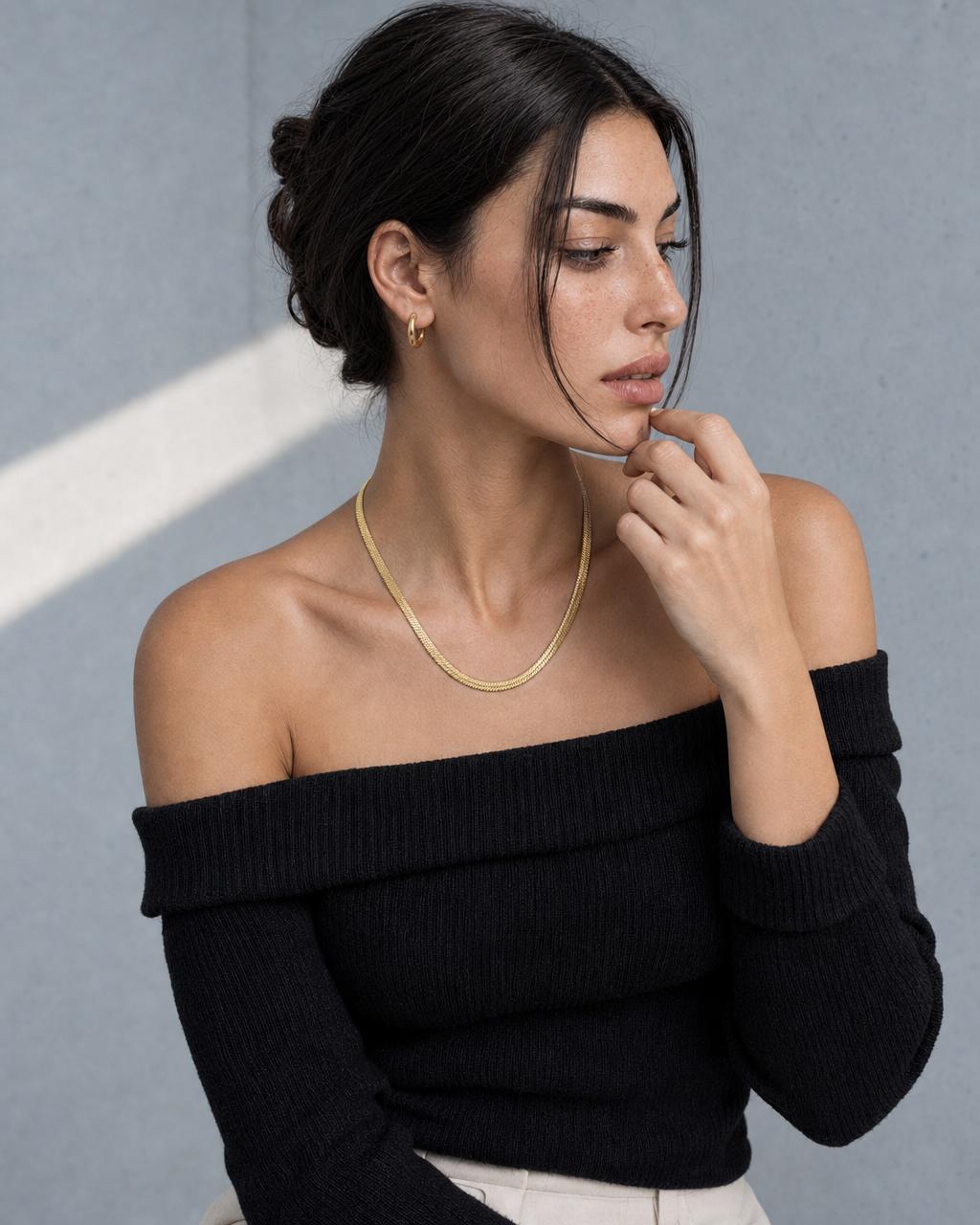 Maren Herringbone Necklace — Everyday lifestyle translation