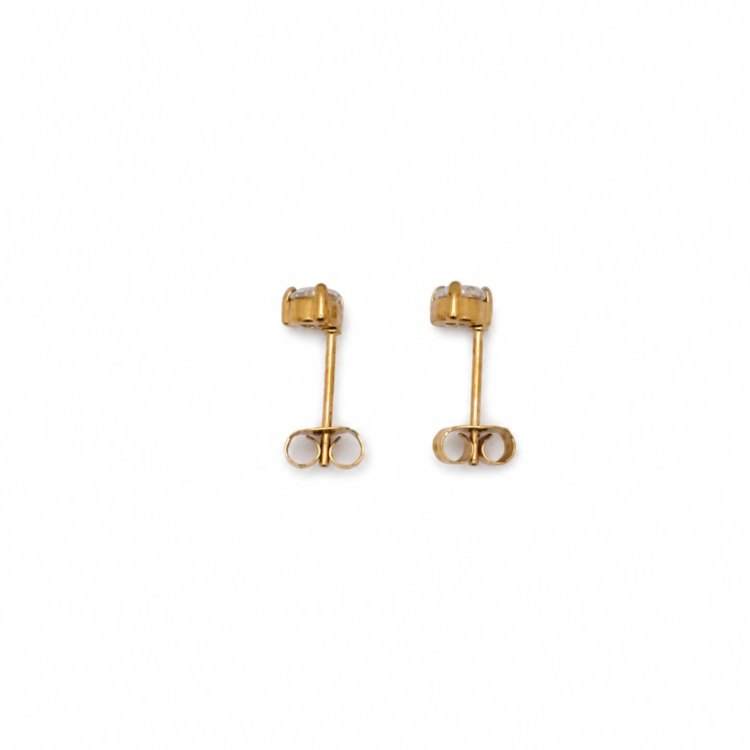 Bar Stud — Detail macro