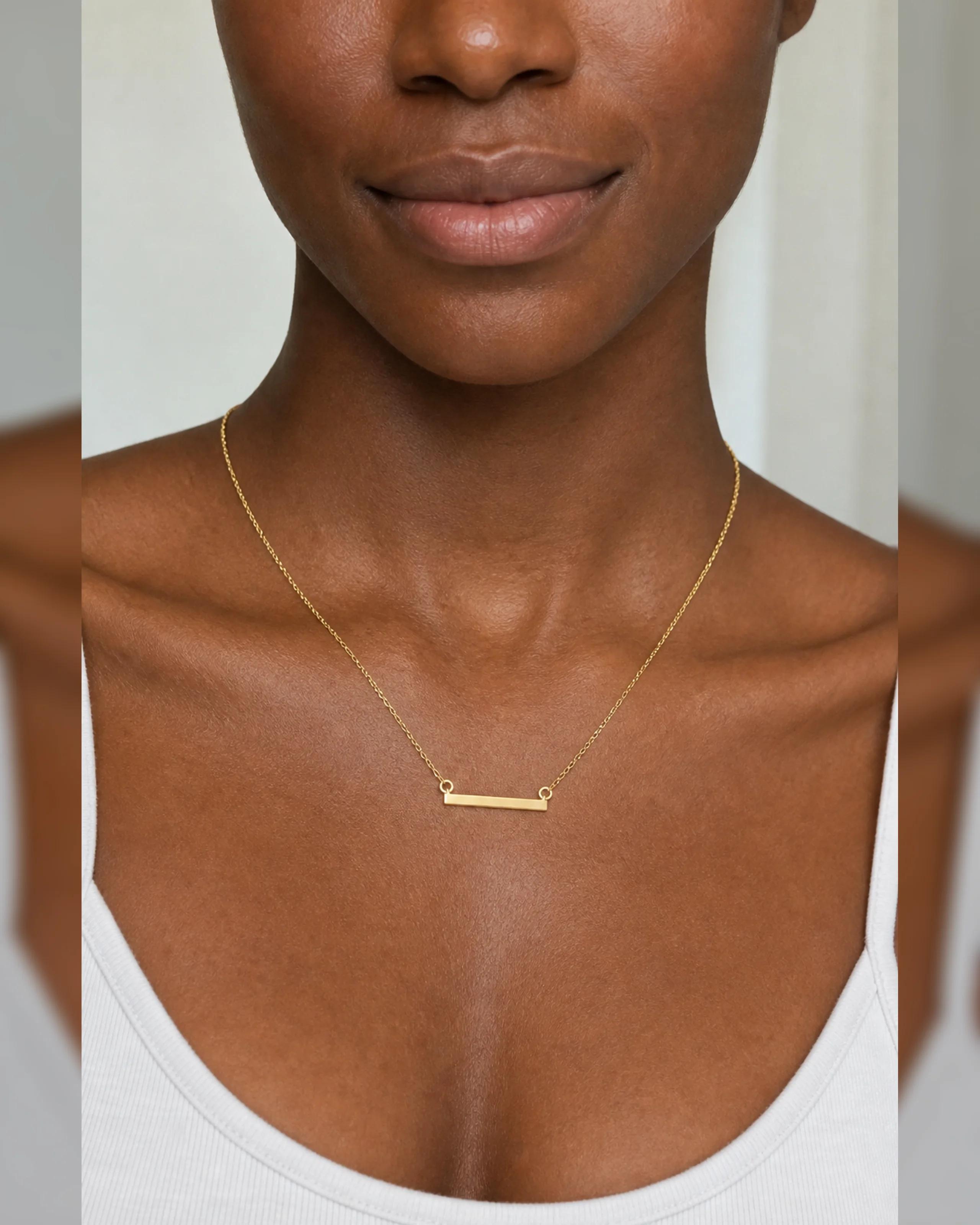 Bar Pendant — On-skin scale