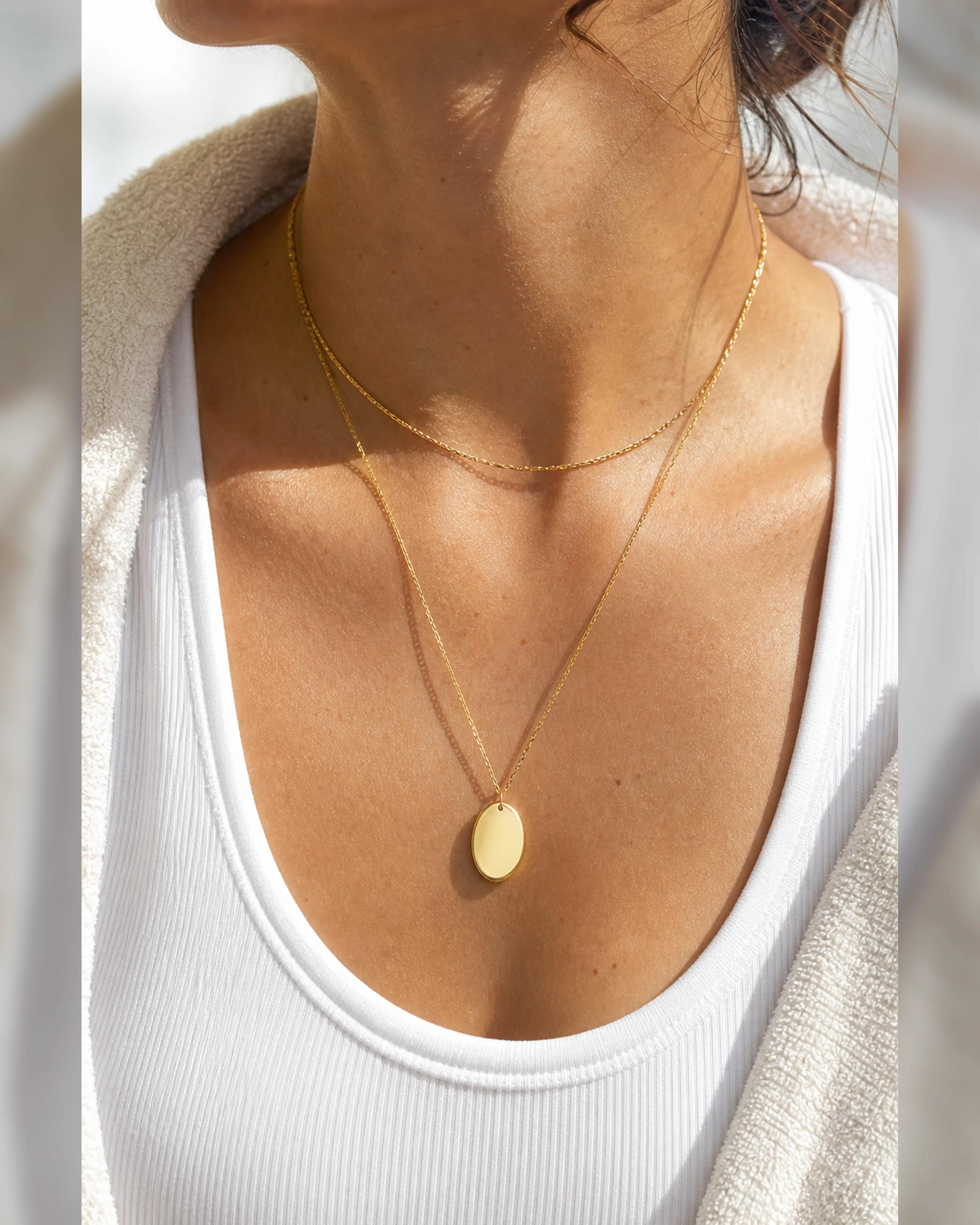 Oval Pendant Necklace