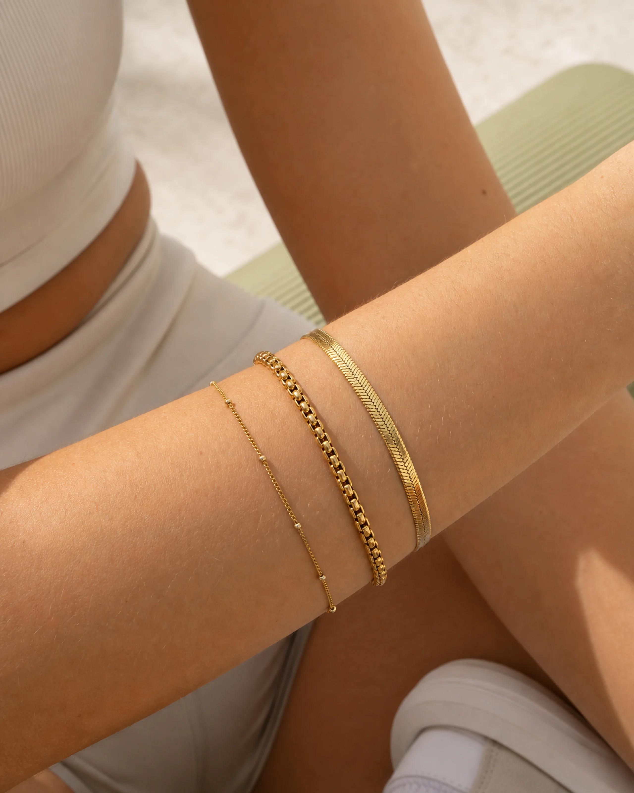 Box Chain Bracelet — Stack / layering styling