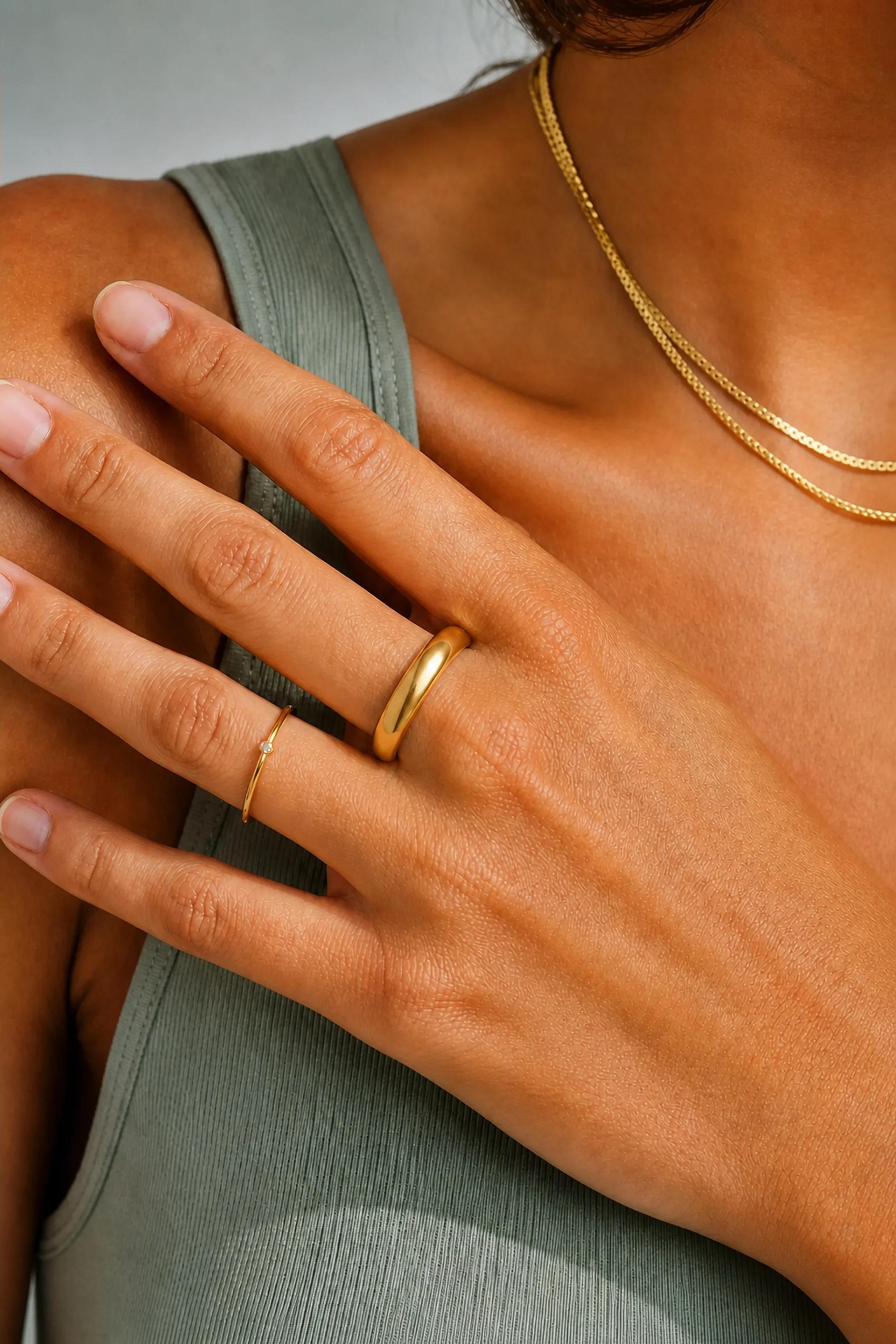 Bold Band — Stack / layering styling