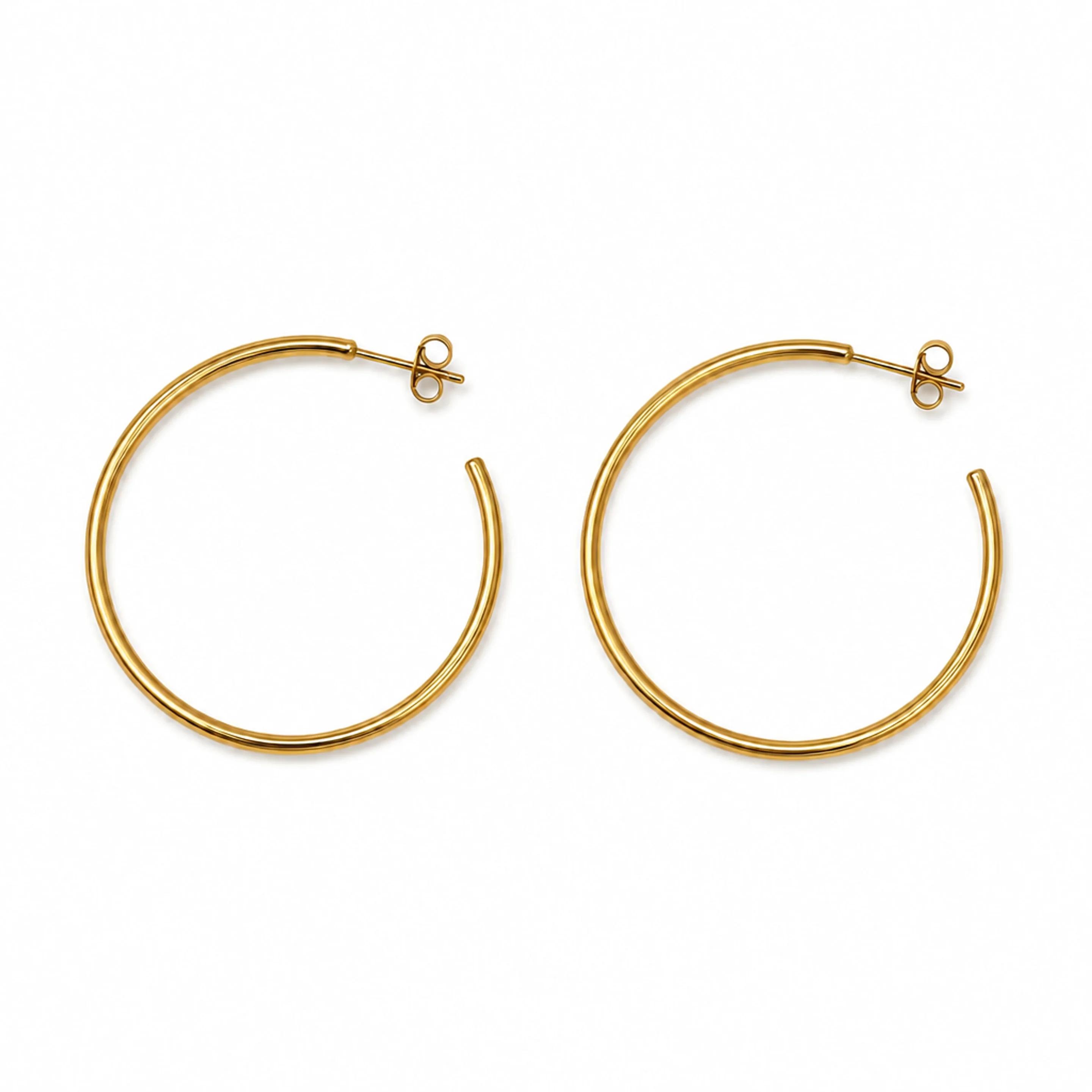 Classic Hoop — Clean product hero