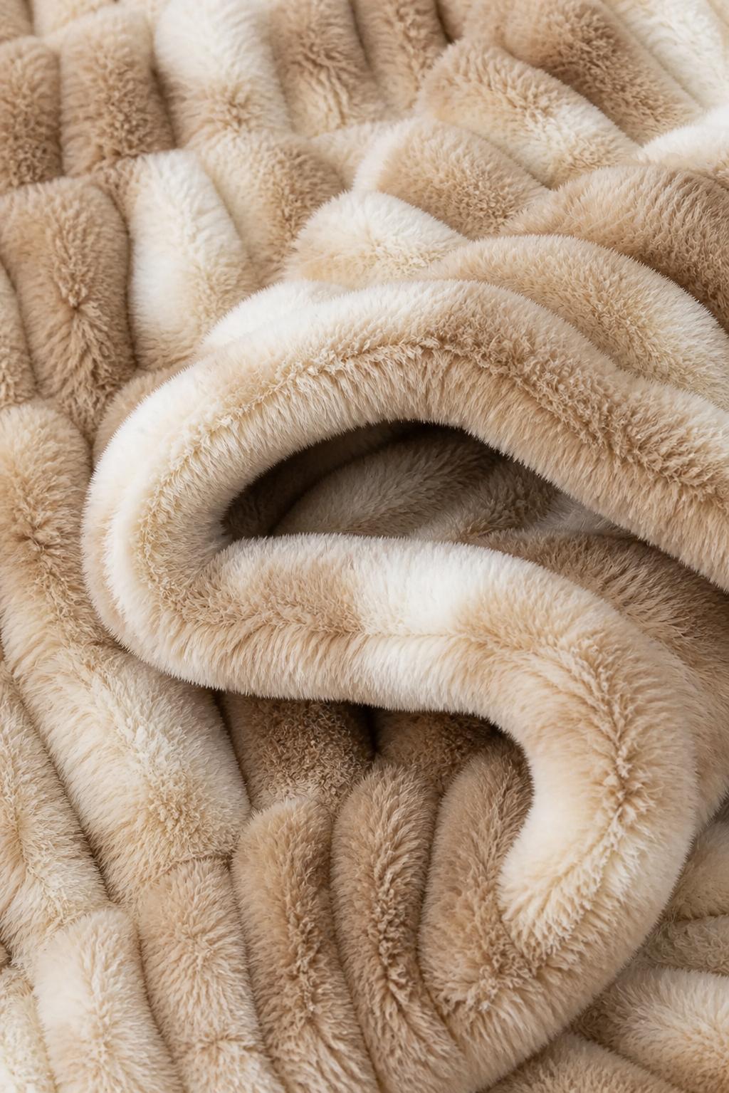 The Birdie Blanket - Hazelnut, alternate view