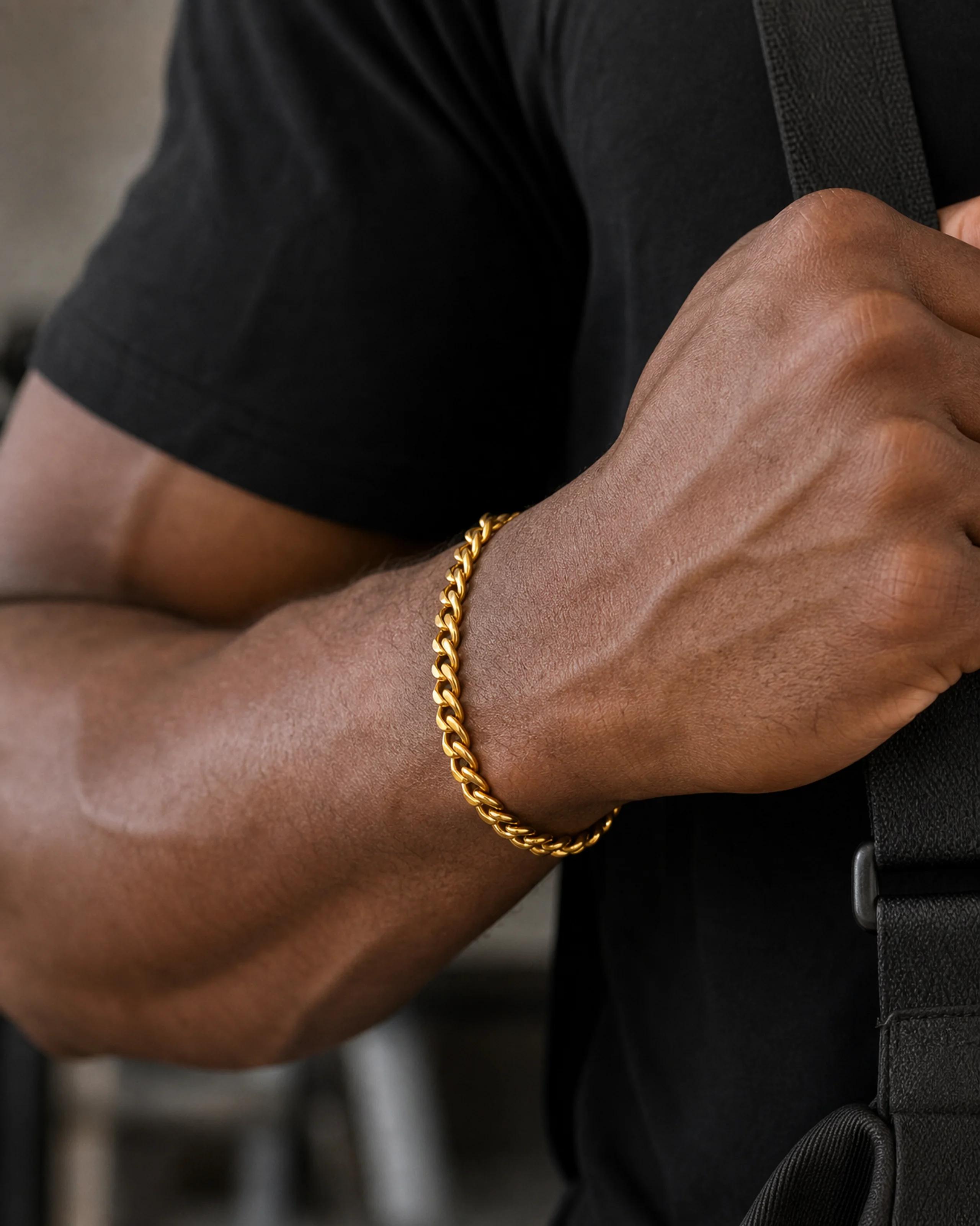 The Cuban Bracelet 5mm — On model