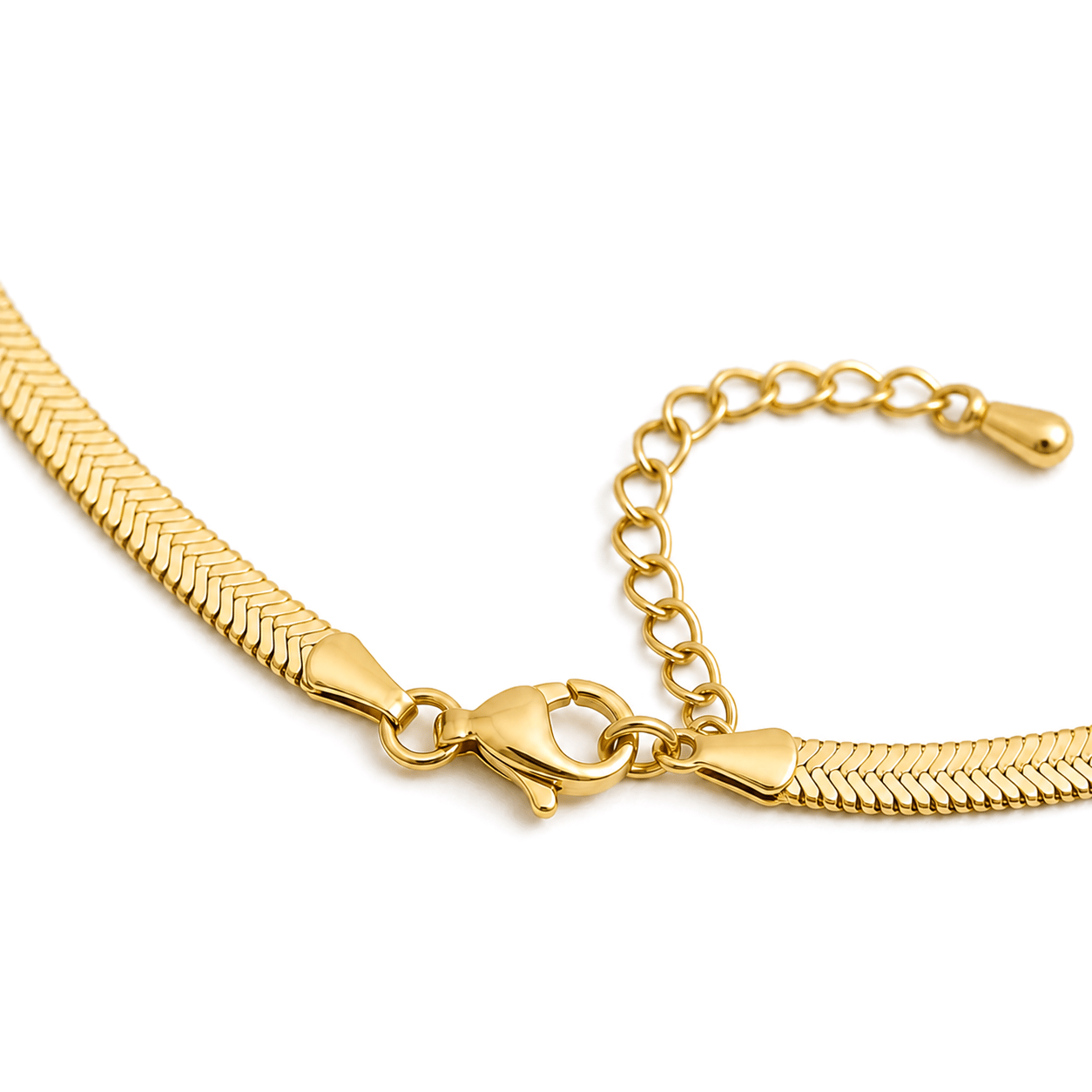Maren Herringbone Necklace — Macro quality